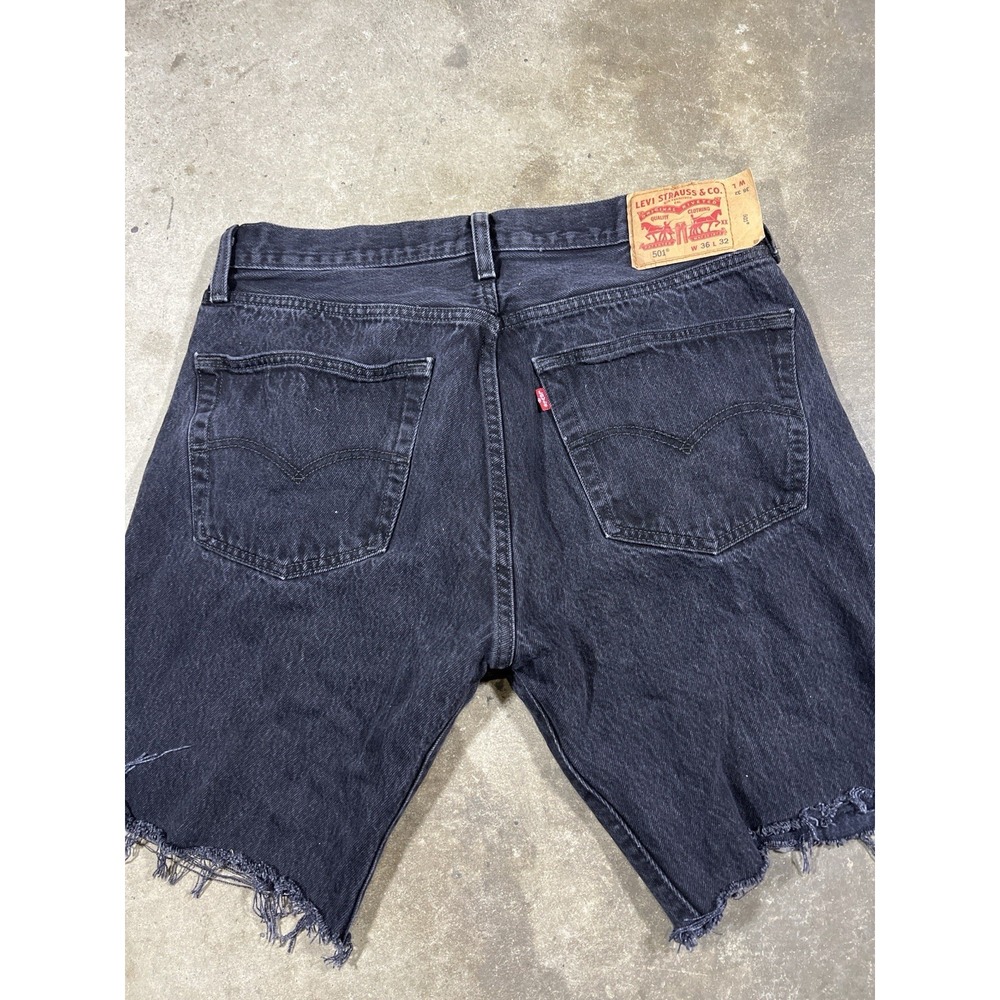 Levi's 501 Cut Off Shorts Mens 36 Black Denim Frayed Hem High Rise Button Fly